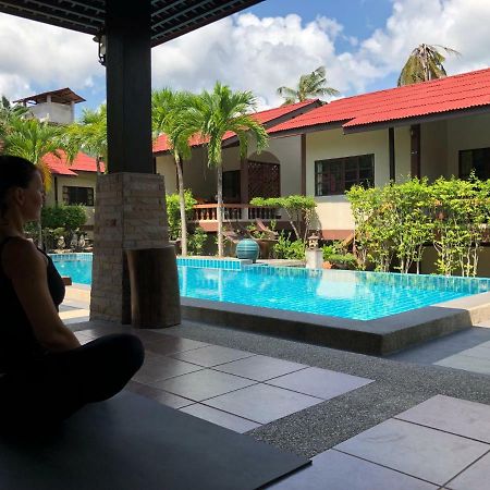 波普托 Baan Sala Lung Dam酒店 外观 照片