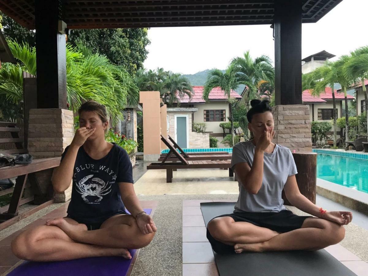 波普托 Baan Sala Lung Dam酒店 外观 照片